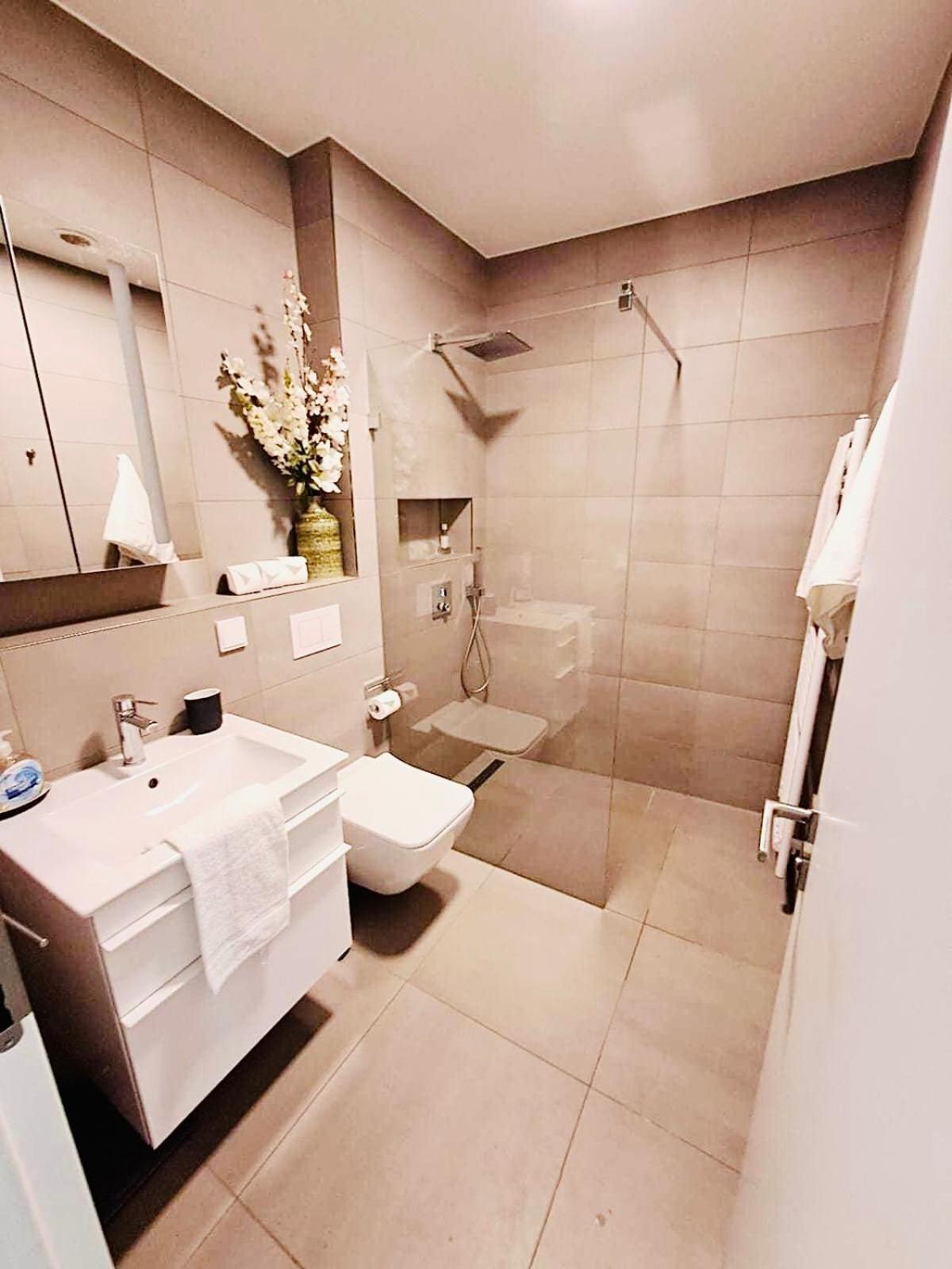 Appartement Beautiful Flat With Garden View, Terrace And Parking-105 *